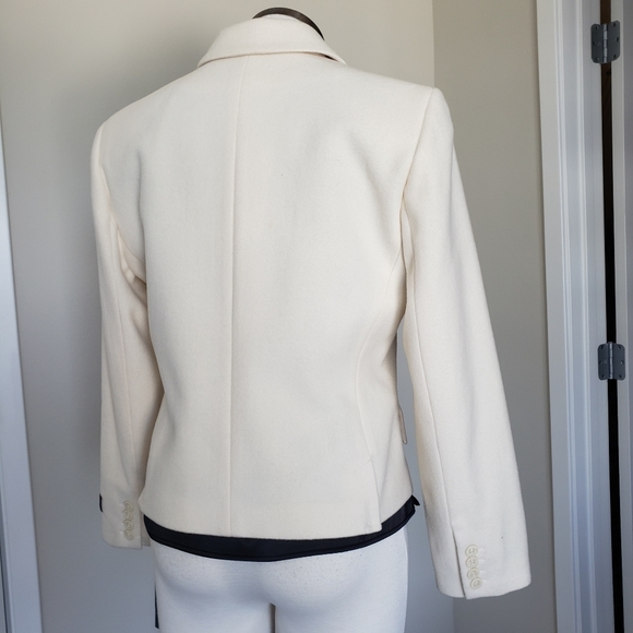 White Wool Jacket by "Harve Benard" - Picture 3 of 5